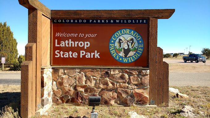 Lathrop Lake Welcome Sign